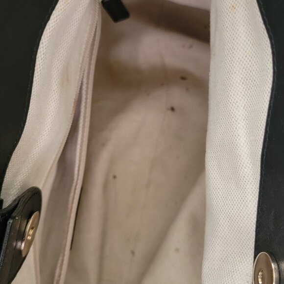 GUCCI GG Signature Medium Sukey Tote - Picture 9 of 13